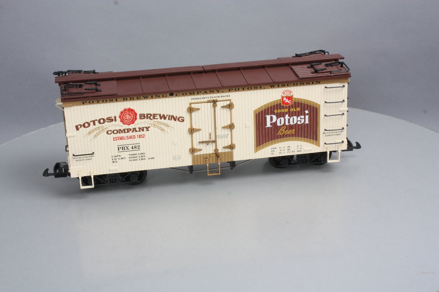 USA Trains R16410 G Scale Potosi Brewing Refrigerator Car