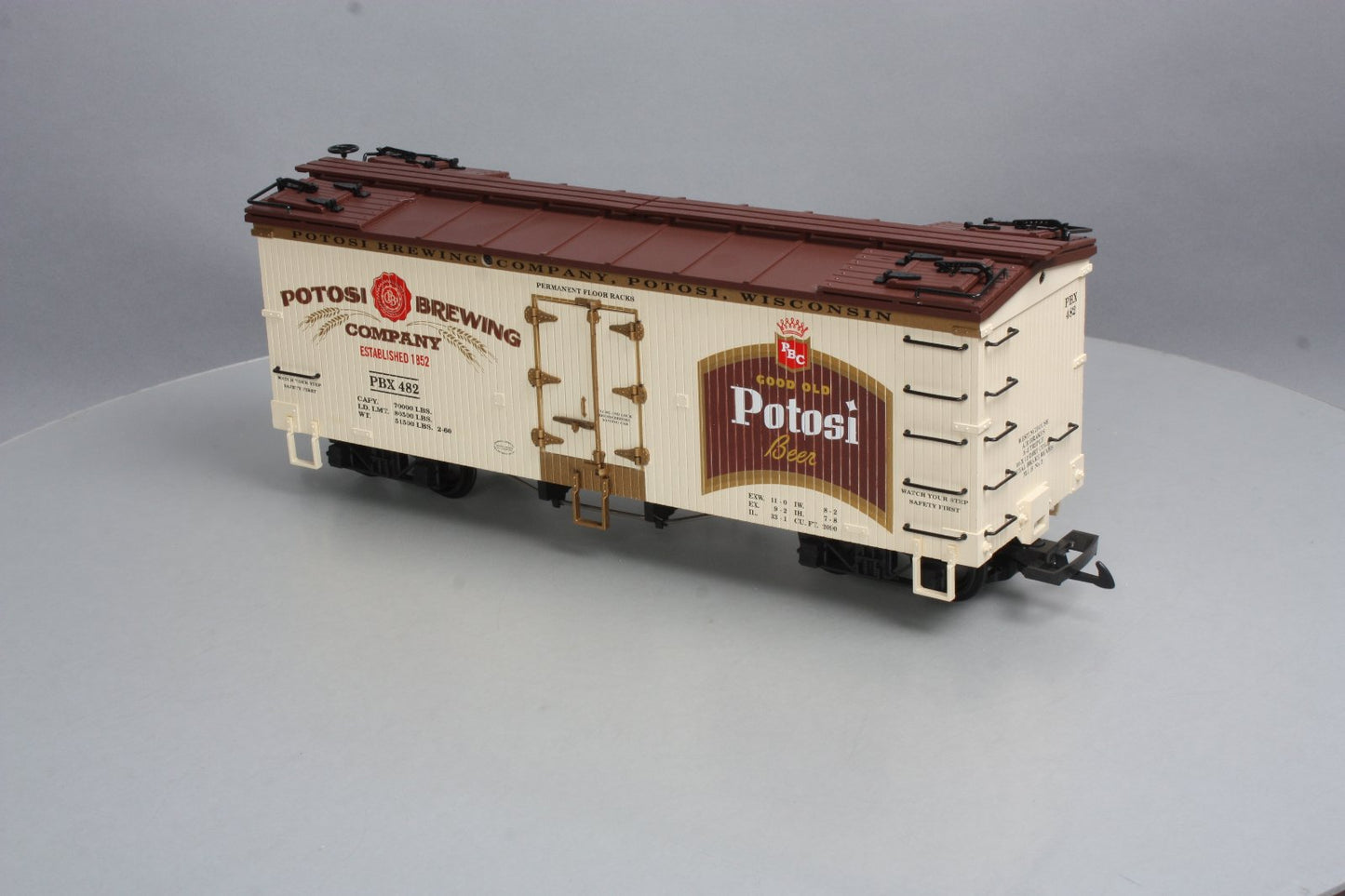 USA Trains R16410 G Scale Potosi Brewing Refrigerator Car
