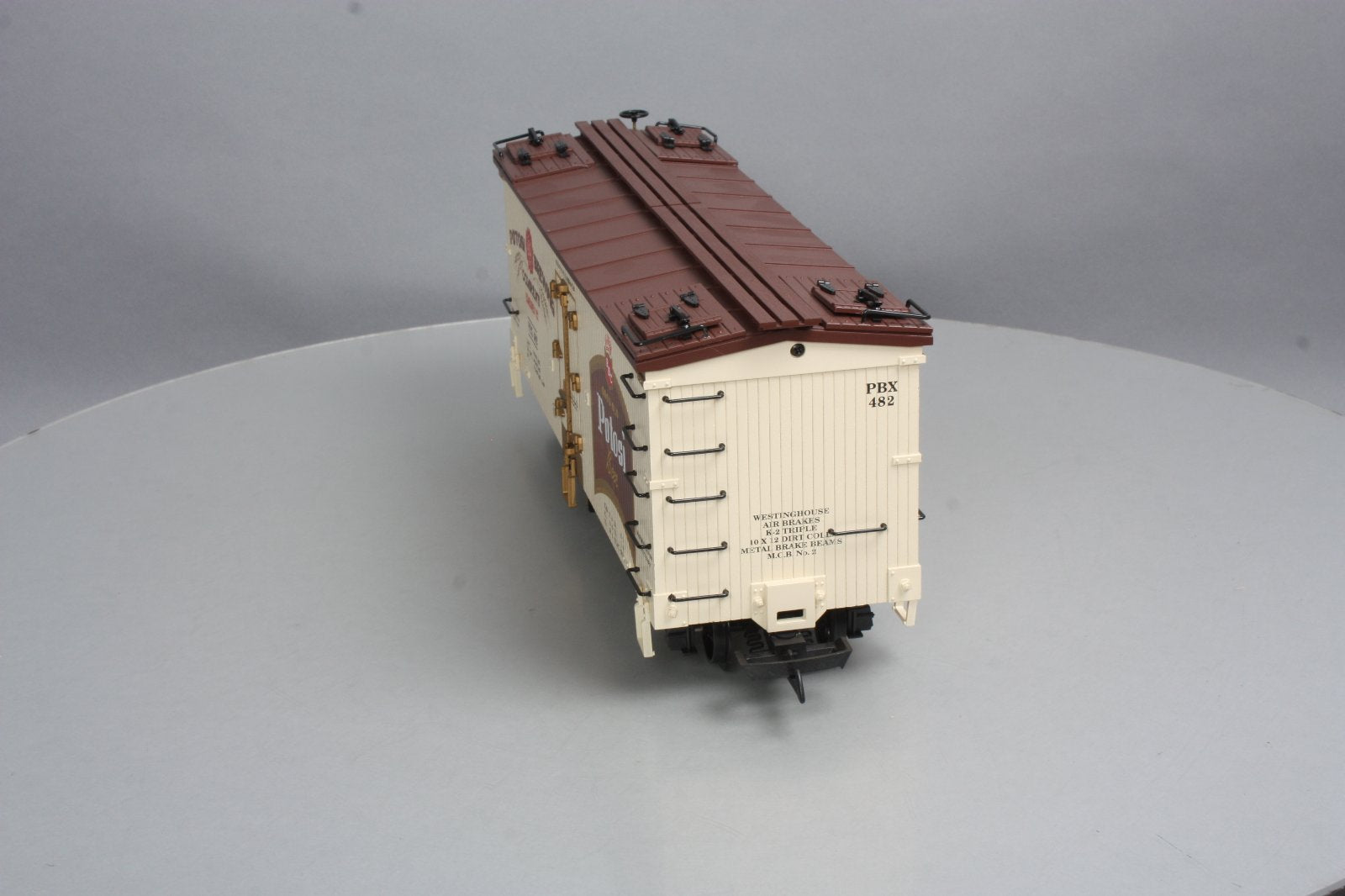USA Trains R16410 G Scale Potosi Brewing Refrigerator Car