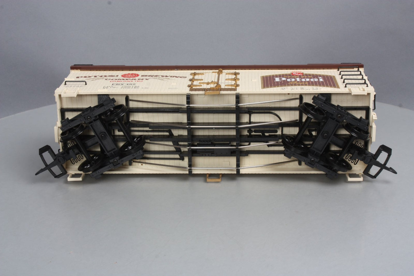 USA Trains R16410 G Scale Potosi Brewing Refrigerator Car