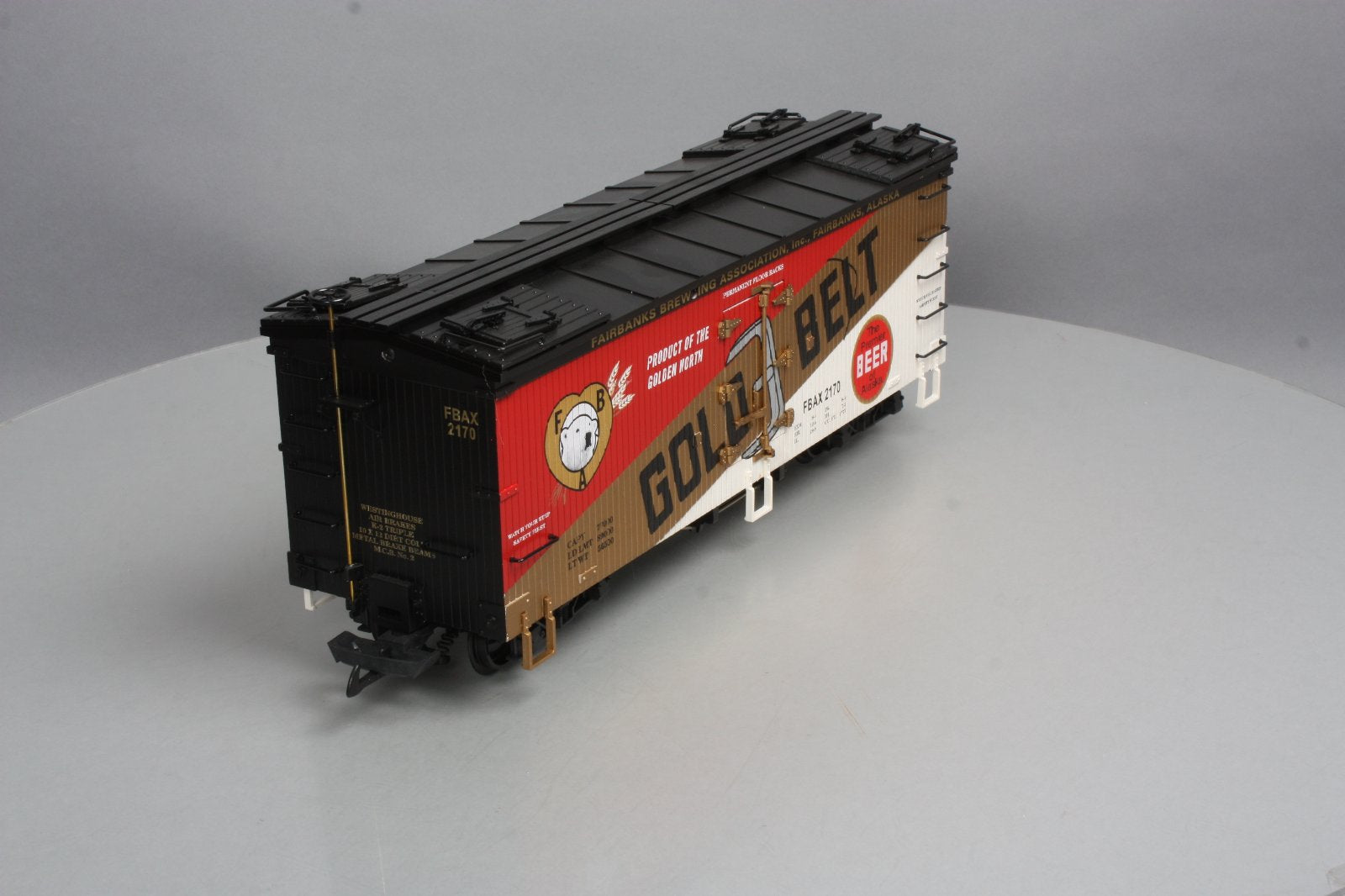 USA Trains 16427 G Scale Golden Belt Refrigerator Car