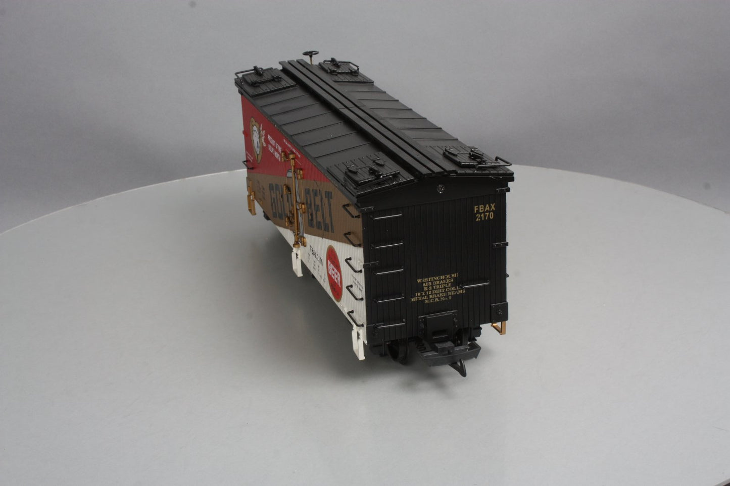 USA Trains 16427 G Scale Golden Belt Refrigerator Car