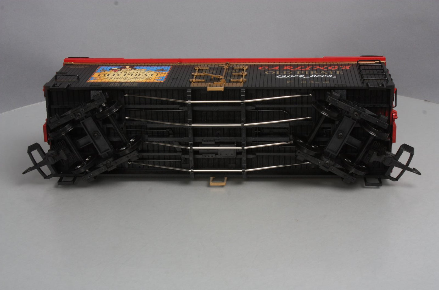 USA Trains R16446 Carling's Old Pirate Lager Beer Reefer Car #69496