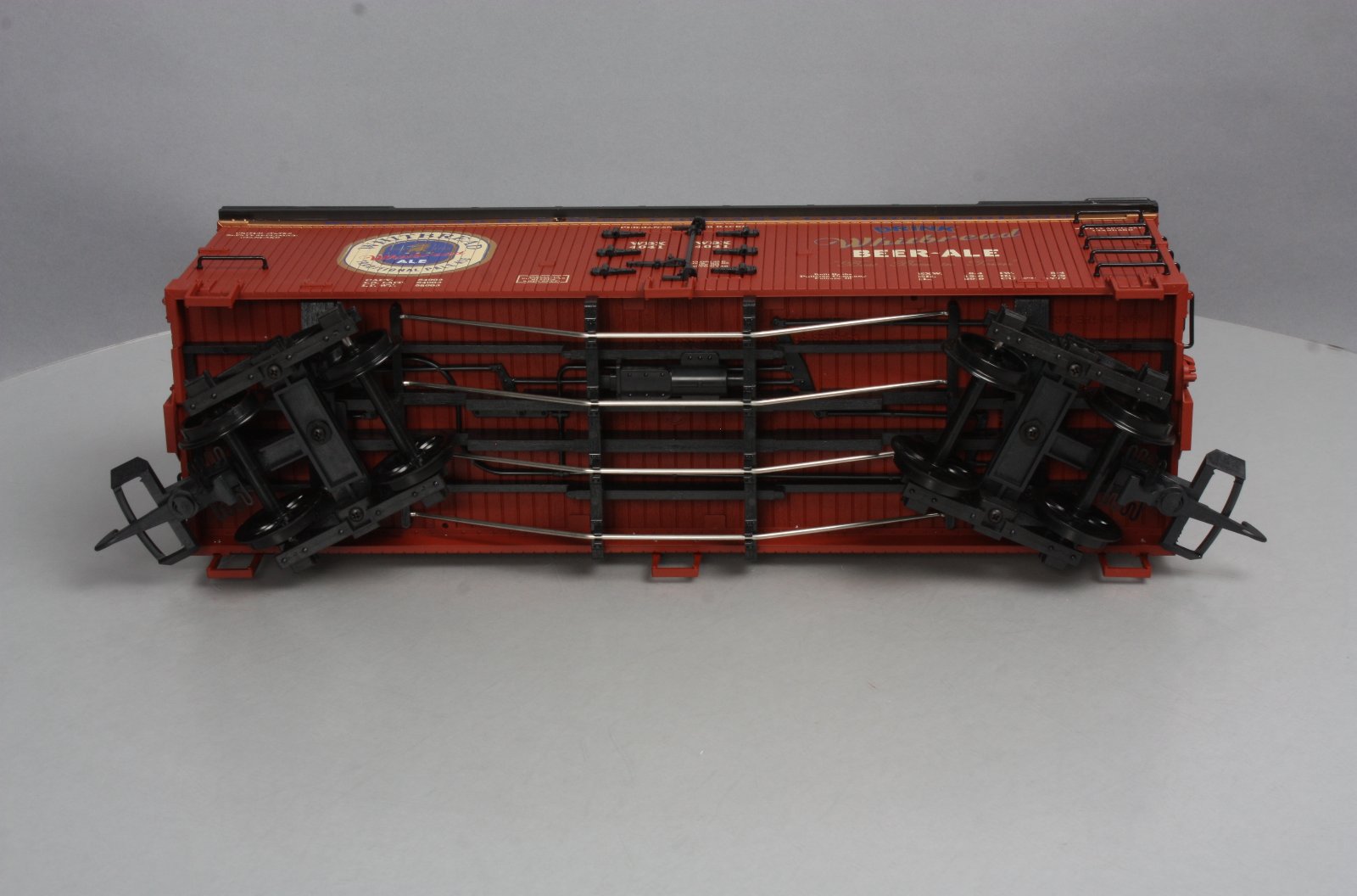 USA Trains 16398 G Scale Whitebread Pale Ale Refrigerator Car