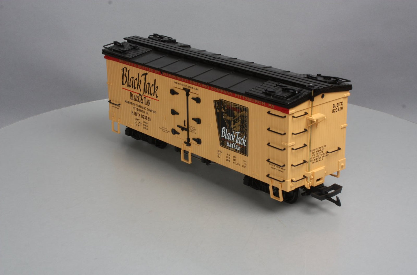USA Trains 16381 G Scale Black Jack Refrigerator Car