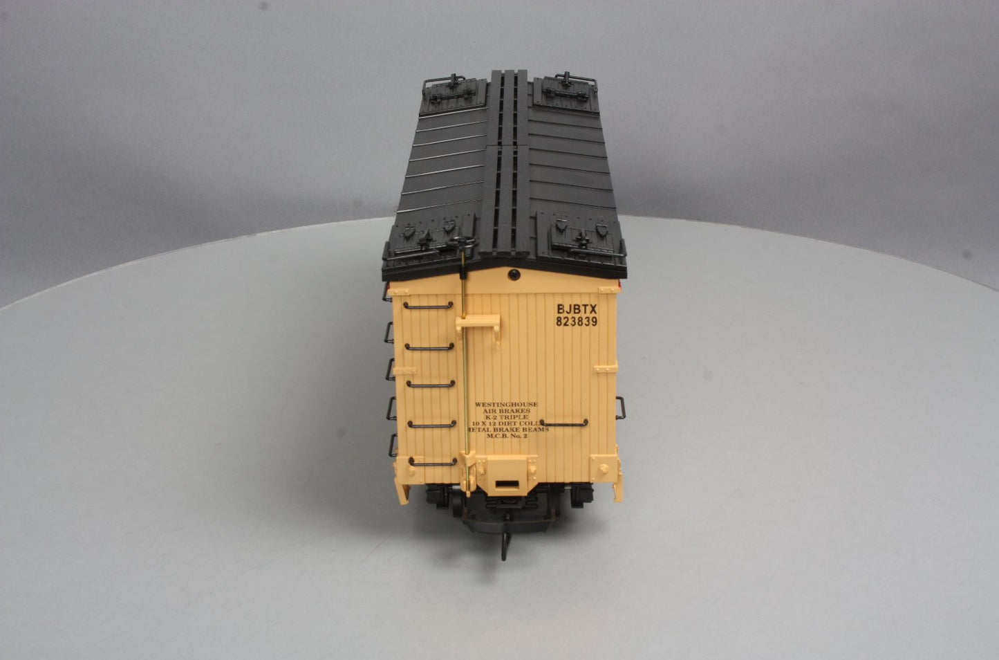 USA Trains 16381 G Scale Black Jack Refrigerator Car