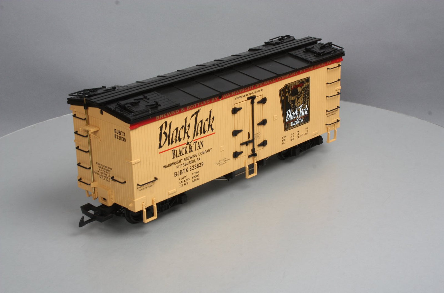 USA Trains 16381 G Scale Black Jack Refrigerator Car