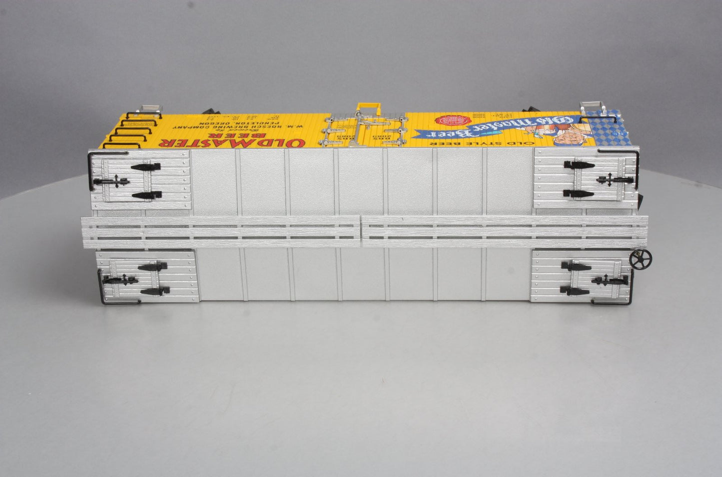 USA Trains 16444 G Scale Old Master Beer Reefer #2080