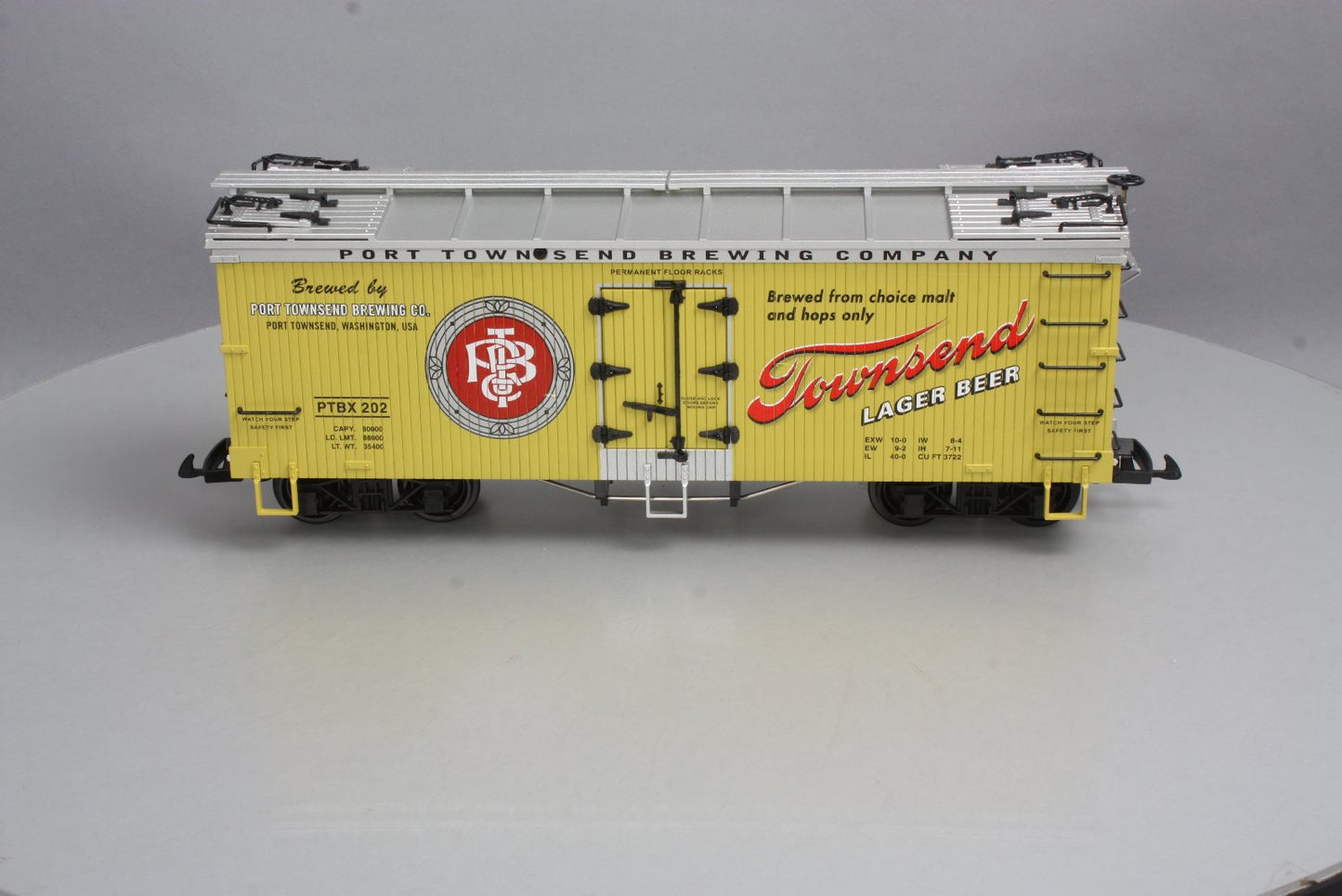 USA Trains R16421 G Scale Townsend Lager Beer Reefer #202