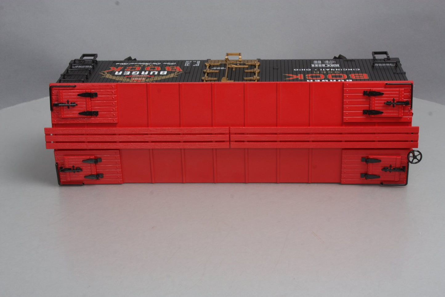 USA Trains R16422 G Scale Burger Bock Beer Reefer #5025