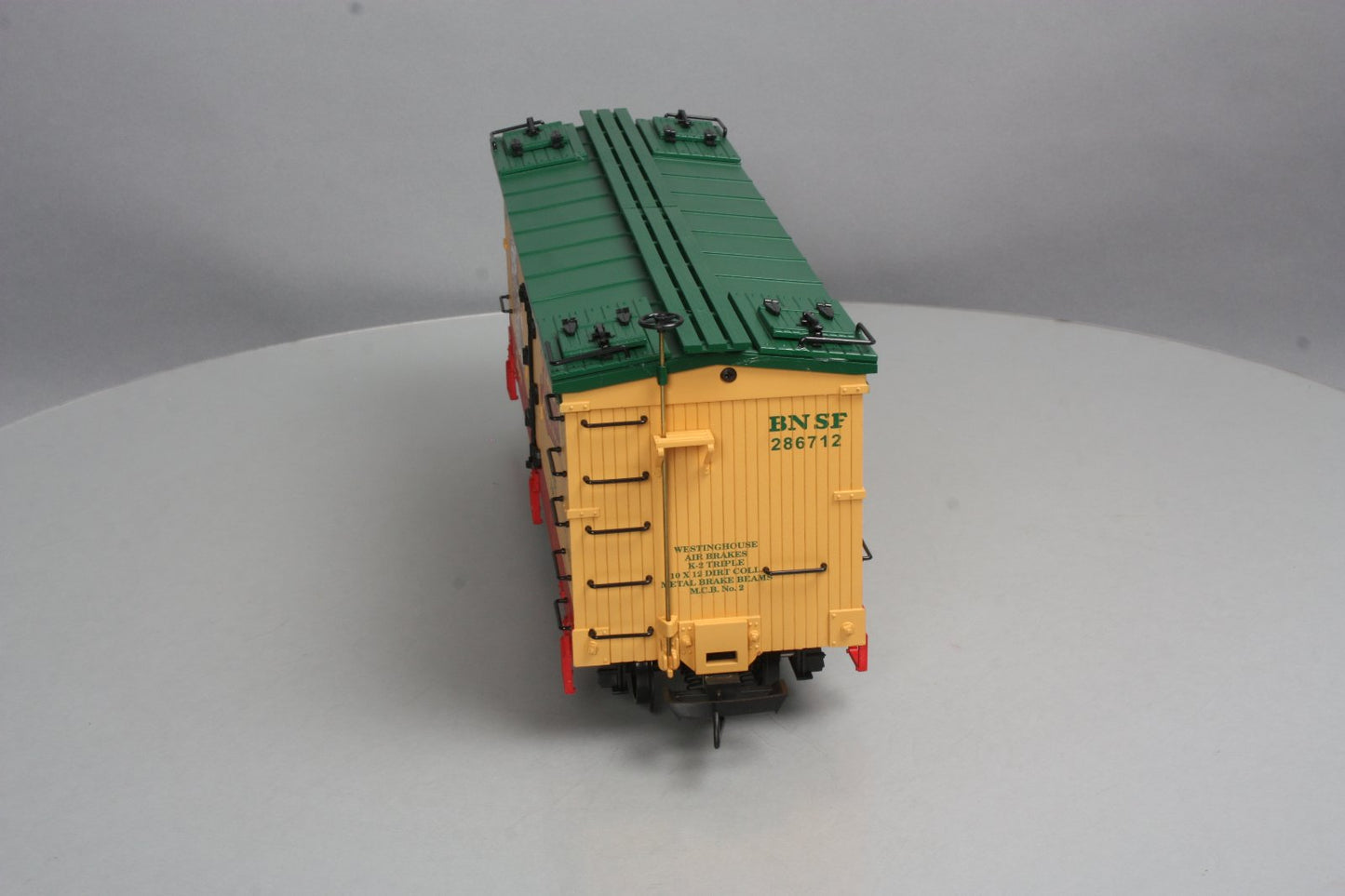 USA Trains 16433 G Scale Kiewel's Split Beer Refrigerator Car