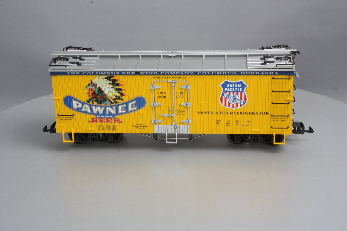 USA Trains 16429 G Scale Pawnee Beer Refrigerator Car