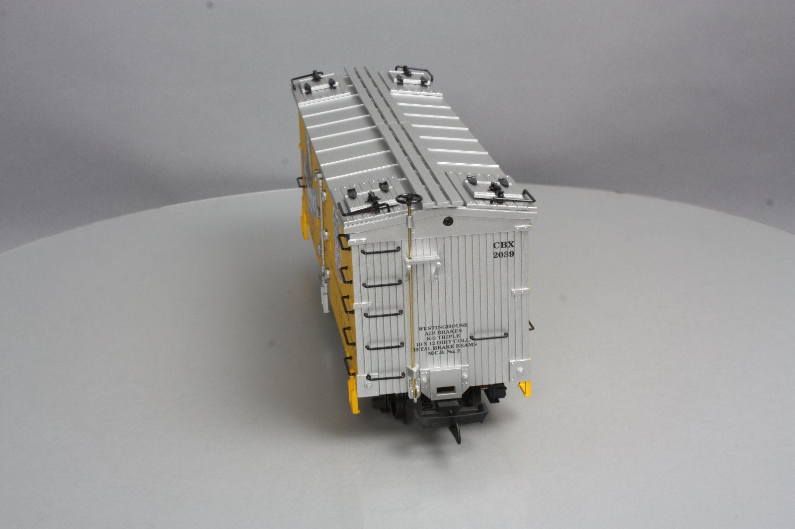 USA Trains 16429 G Scale Pawnee Beer Refrigerator Car