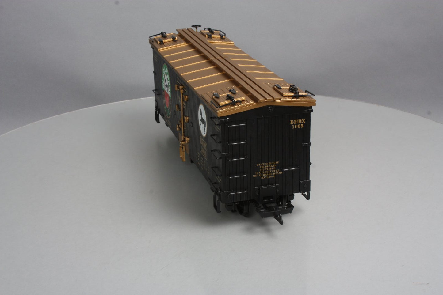 USA Trains R16413 G Scale Black Horse Ale Refrigerator Car
