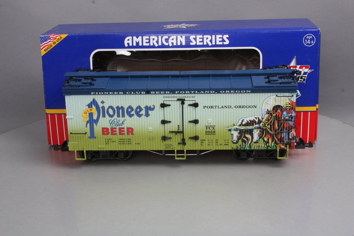 USA Trains 16432 G Scale Pioneer Club Beer Refrigerator Car