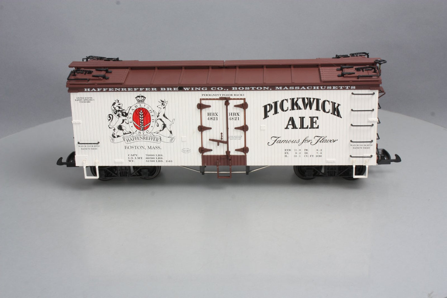USA Trains 16412 G Scale Pickwick Ale Refrigerator Car