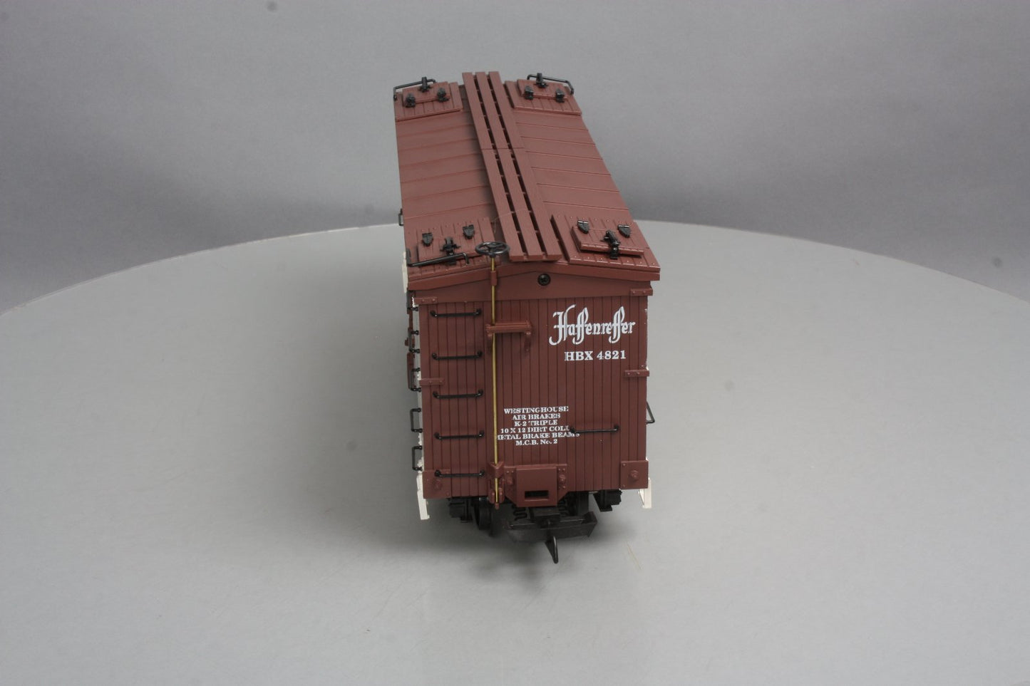 USA Trains 16412 G Scale Pickwick Ale Refrigerator Car