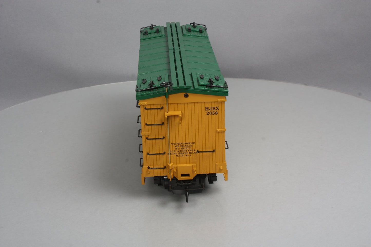 USA Trains 16394 G Scale Rose Bud Lager Beer Refrigerator Car