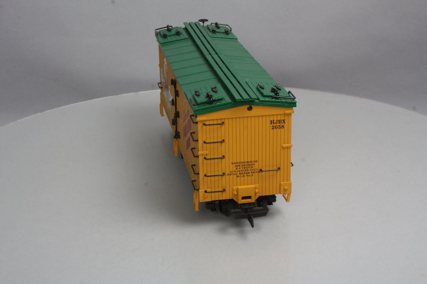 USA Trains 16394 G Scale Rose Bud Lager Beer Refrigerator Car