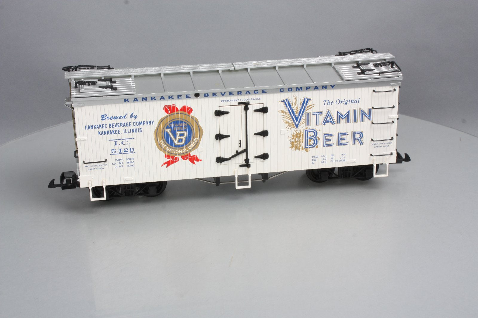 USA Trains 16391 G Scale Vitamin Beer Refrigerator Car