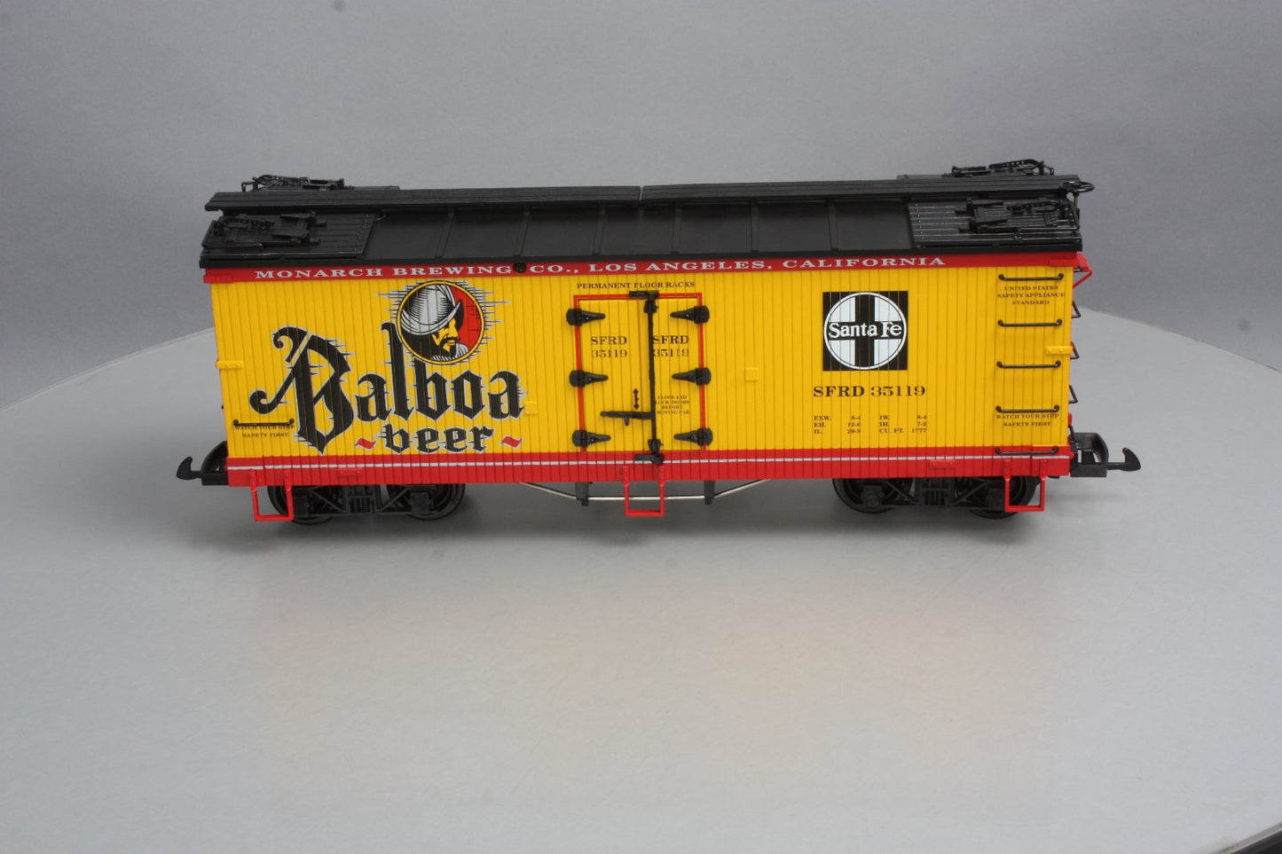 USA Trains 16428 G Scale Balboa Beer Refrigerator Car