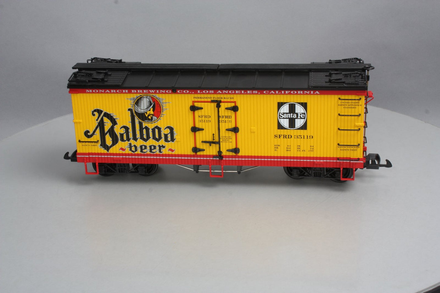 USA Trains 16428 G Scale Balboa Beer Refrigerator Car
