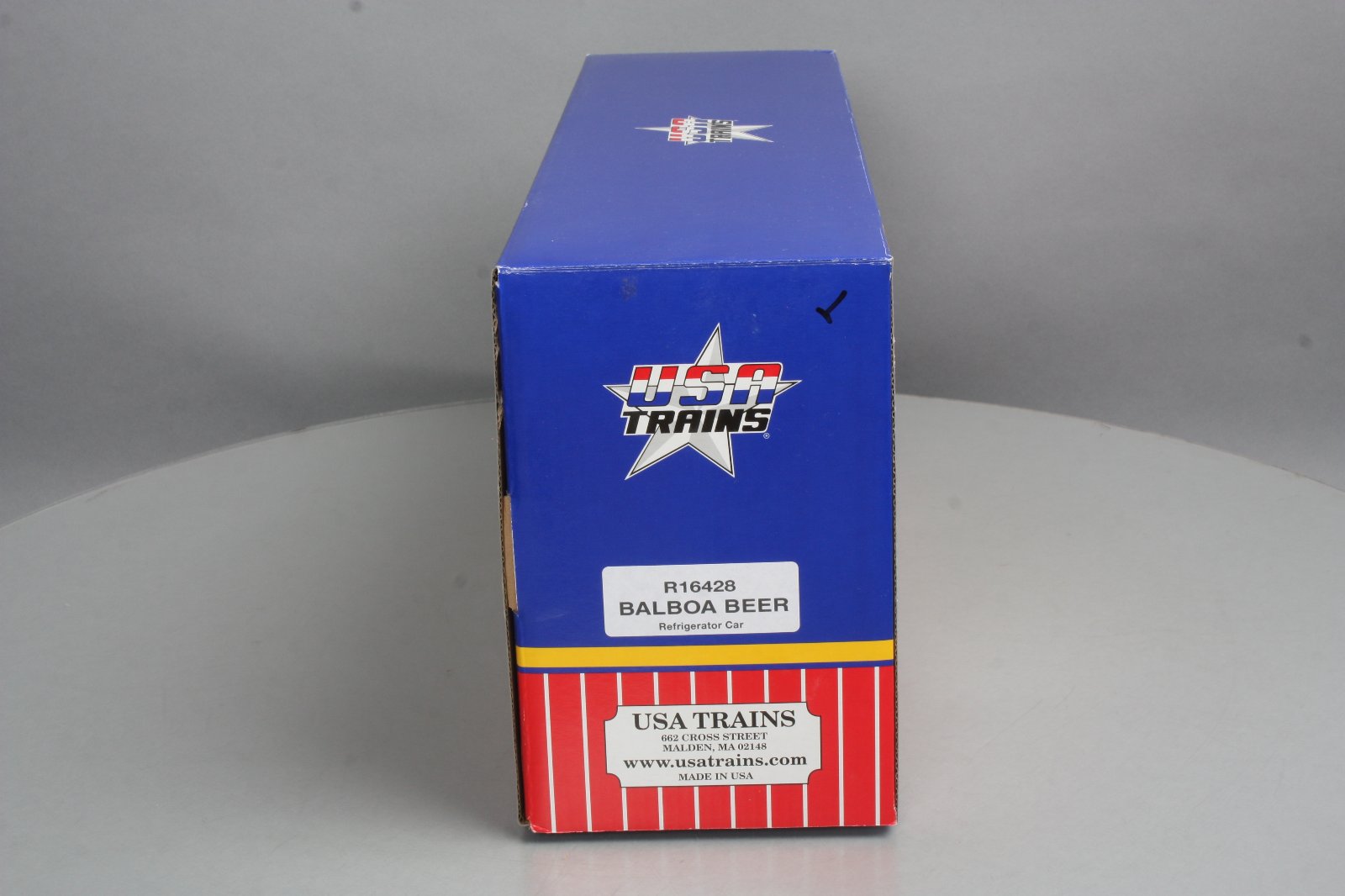 USA Trains 16428 G Scale Balboa Beer Refrigerator Car
