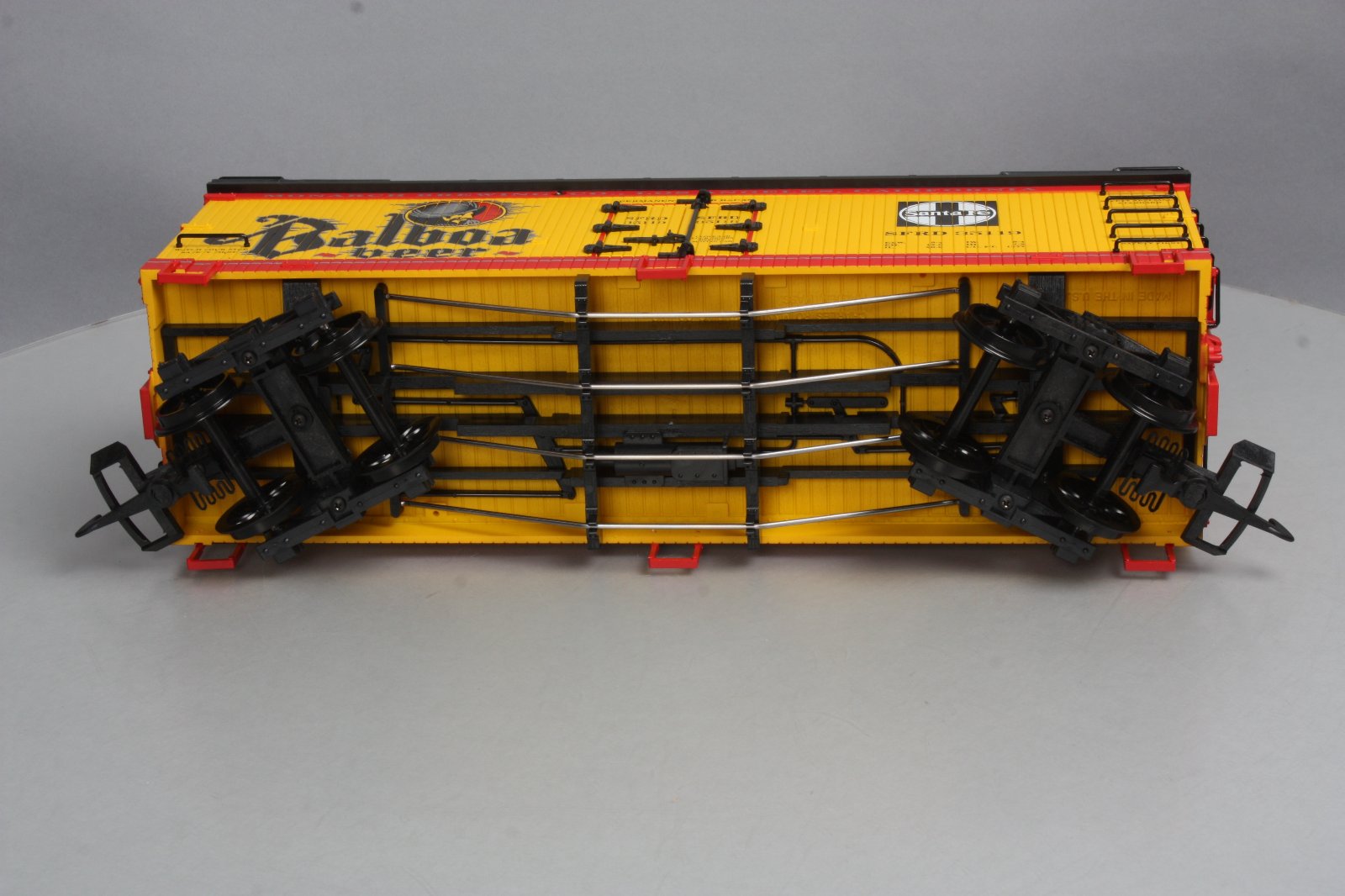 USA Trains 16428 G Scale Balboa Beer Refrigerator Car