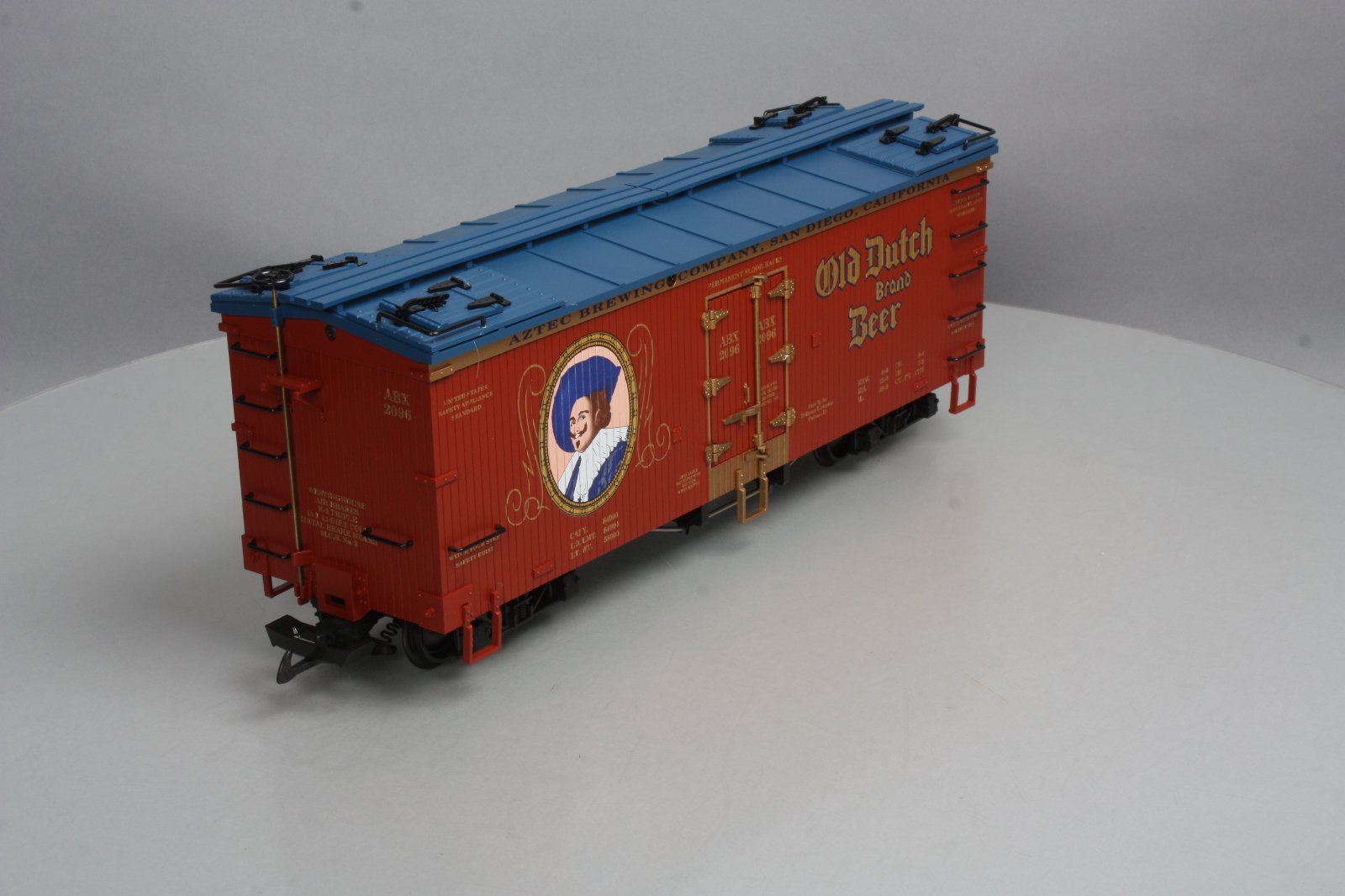 USA Trains 16435 G Scale Old Dutch Beer Refrigerator Car