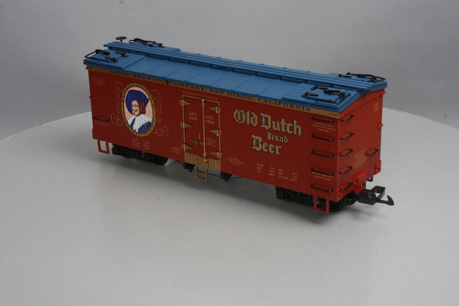 USA Trains 16435 G Scale Old Dutch Beer Refrigerator Car