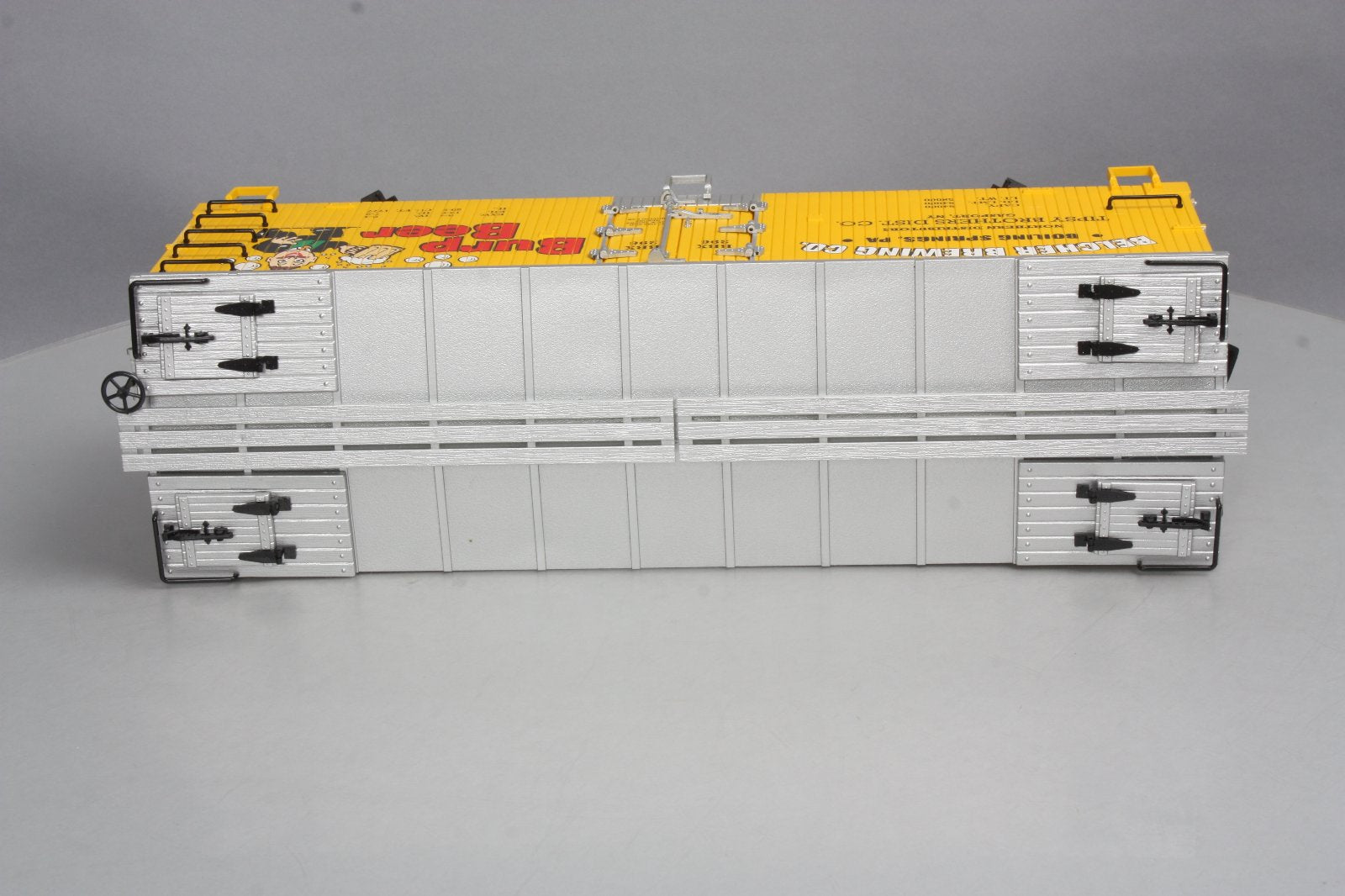 USA Trains R16407 G Scale Belcher Brewing Co. Refrigerator Car