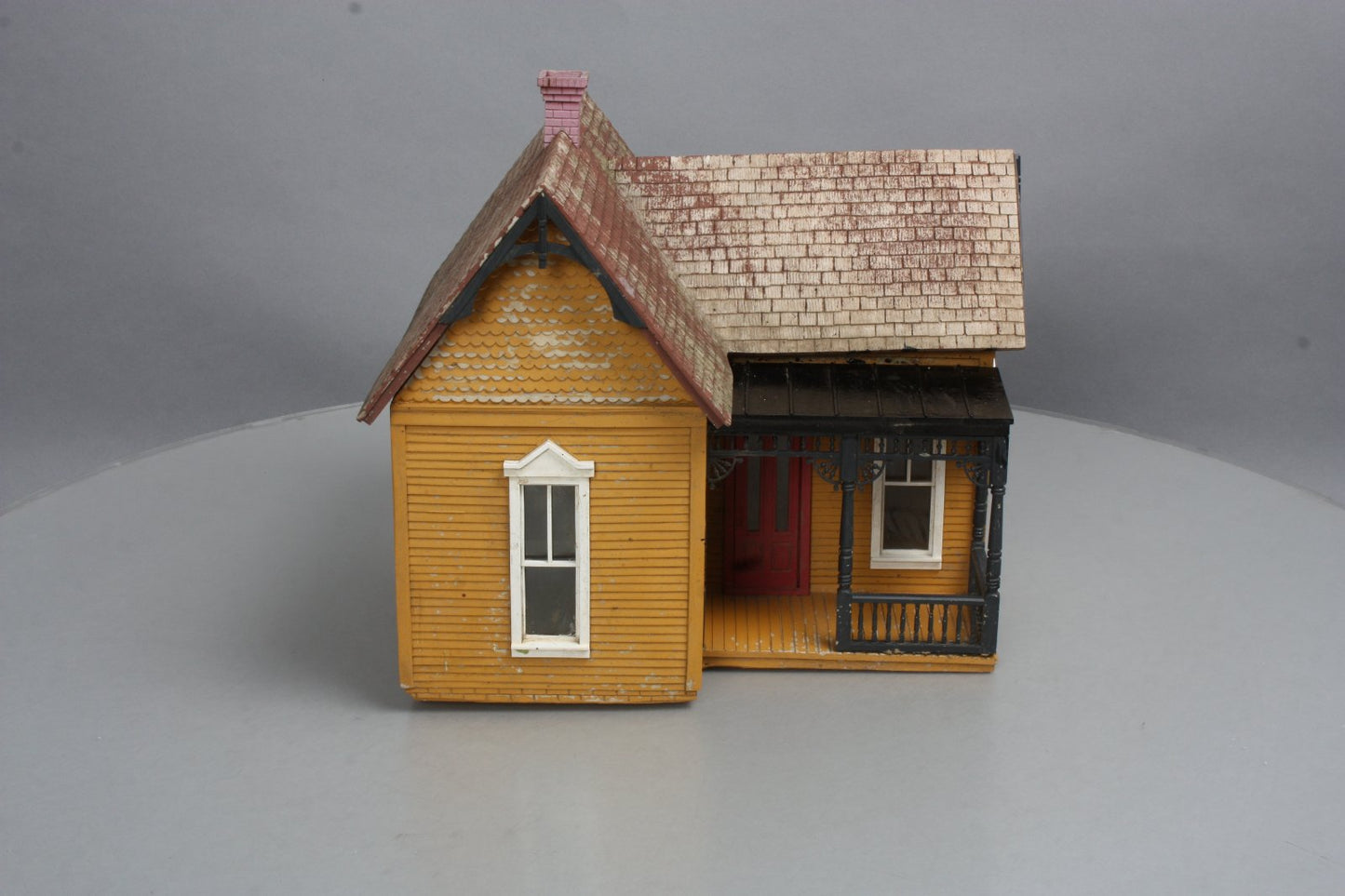 Aristo-Craft 7214 G Assembled Gingerbread Cottage