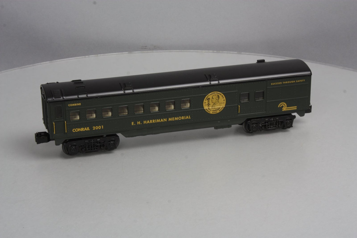K-Line K4507-2001IC O Conrail "Harriman Memorial" Gold Award Combine Car #2001