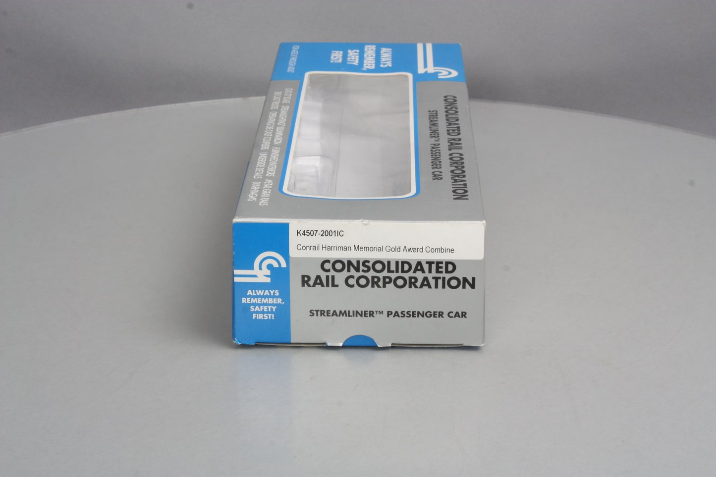 K-Line K4507-2001IC O Conrail "Harriman Memorial" Gold Award Combine Car #2001
