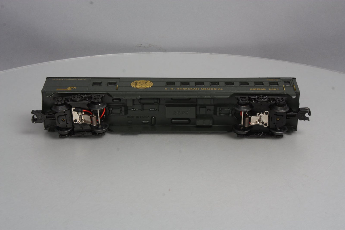 K-Line K4507-2001IC O Conrail "Harriman Memorial" Gold Award Combine Car #2001