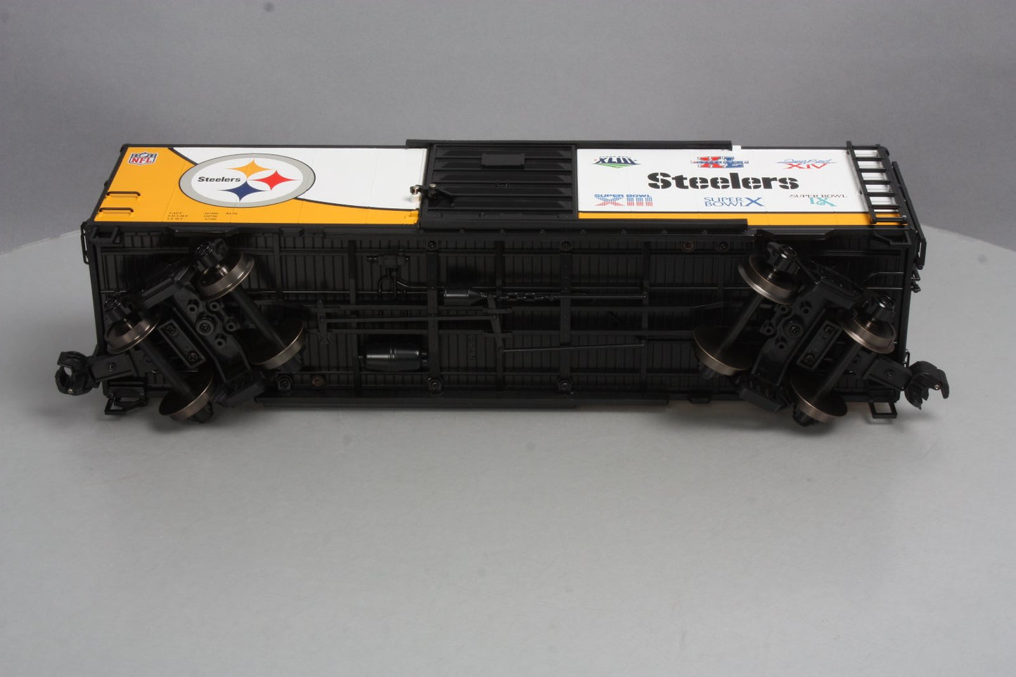 MTH 70-74077 G Scale Pittsburgh Steelers (All) 40' Metal Wheels Boxcar