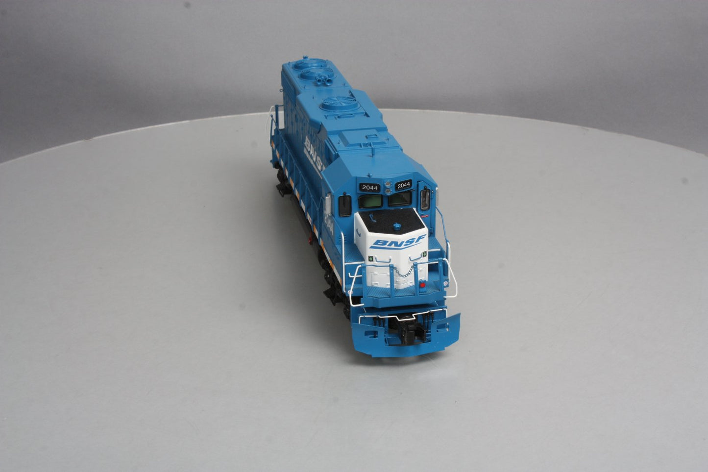 MTH 20-20210-1 BNSF GP38-2 Diesel Engine w/PS3 #2044 (Hi-Rail Wheels)