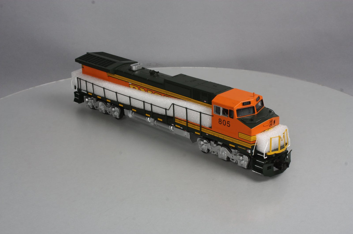 MTH 30-20167-1 BNSF Dash-8 Diesel Engine w/ Proto-Sound 3.0 #805