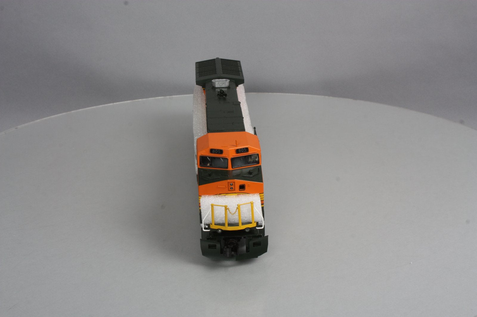 MTH 30-20167-1 BNSF Dash-8 Diesel Engine w/ Proto-Sound 3.0 #805