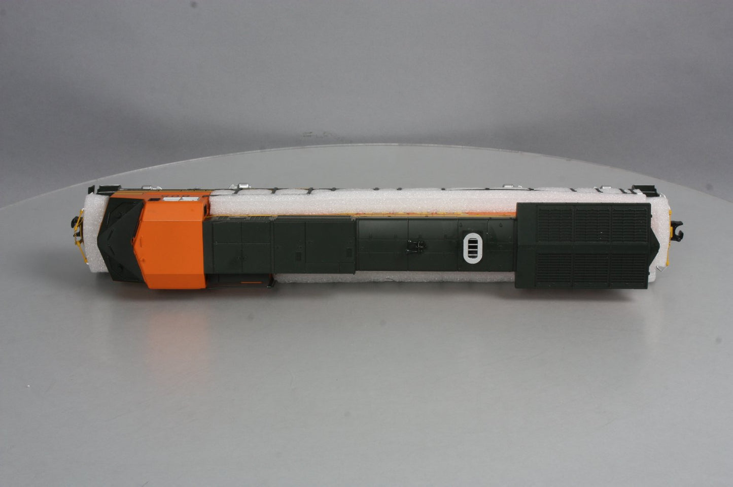 MTH 30-20167-1 BNSF Dash-8 Diesel Engine w/ Proto-Sound 3.0 #805