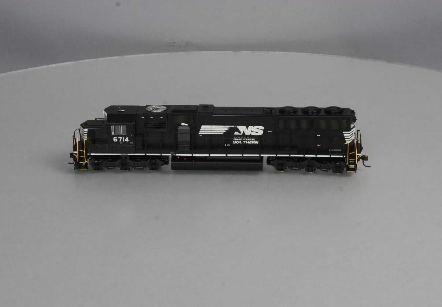 Athearn 78806 HO Scale Norfolk Southern SD-60 Diesel Locomotive #6714