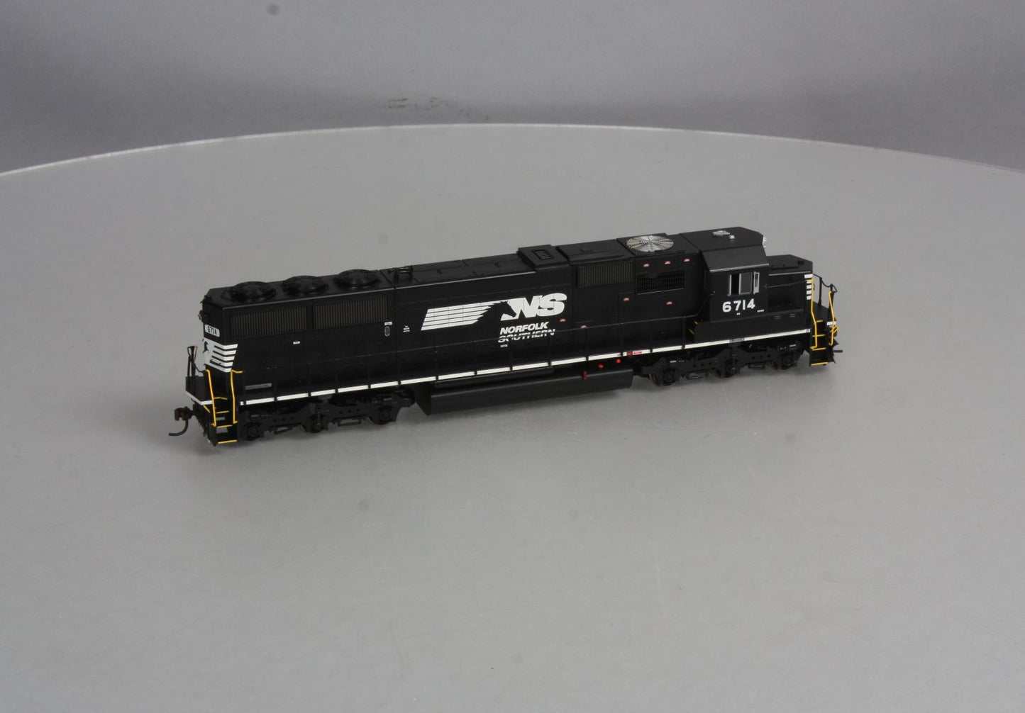 Athearn 78806 HO Scale Norfolk Southern SD-60 Diesel Locomotive #6714