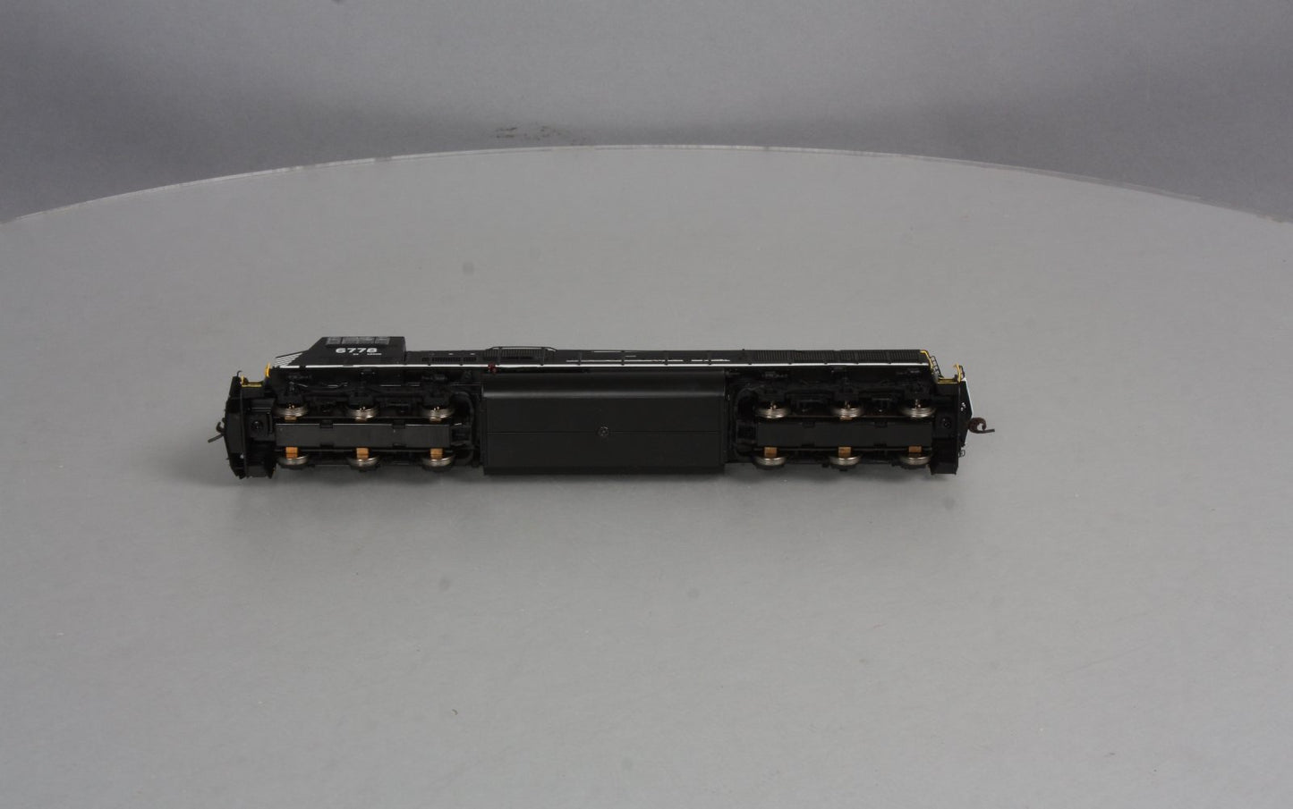 Athearn G67268 HO Norfolk Southern SD60M Diesel Locomotive #6778