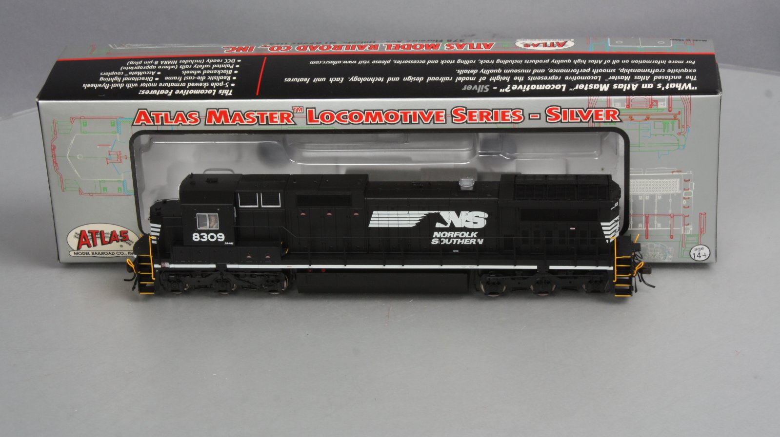 Atlas 10000750 HO RTR Norfolk Southern Dash 8-40C Diesel #8309