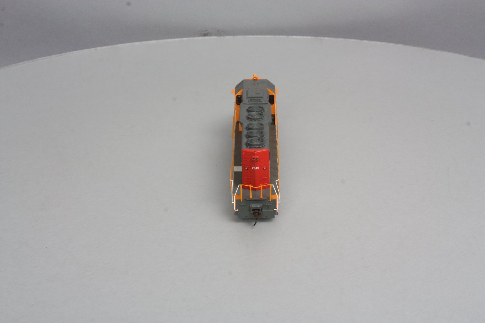 Athearn 89885 HO Scale Southern Pacific SD40 Diesel Locomotive #7342