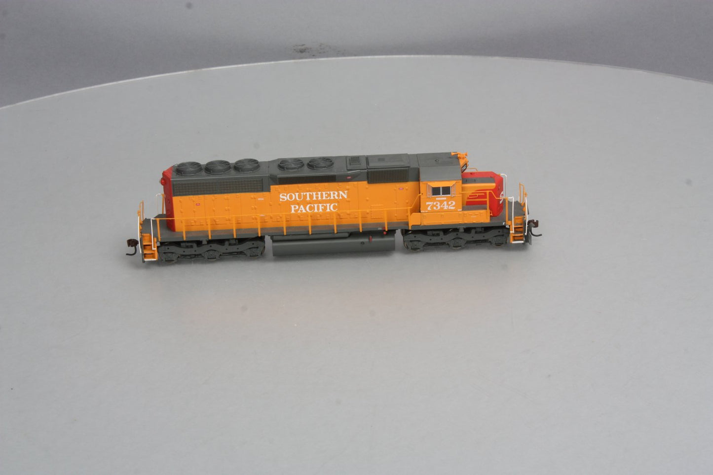 Athearn 89885 HO Scale Southern Pacific SD40 Diesel Locomotive #7342