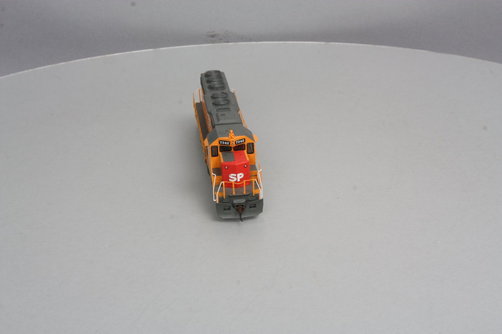 Athearn 89885 HO Scale Southern Pacific SD40 Diesel Locomotive #7342