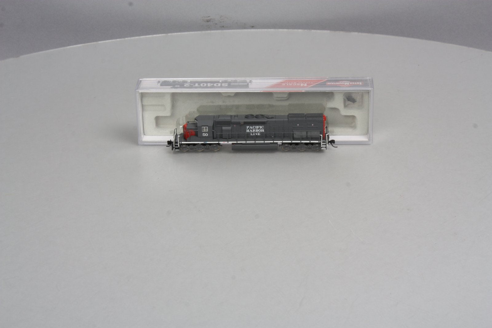 InterMountain 69419 Pacific Harbor Line SD40T-2 Diesel