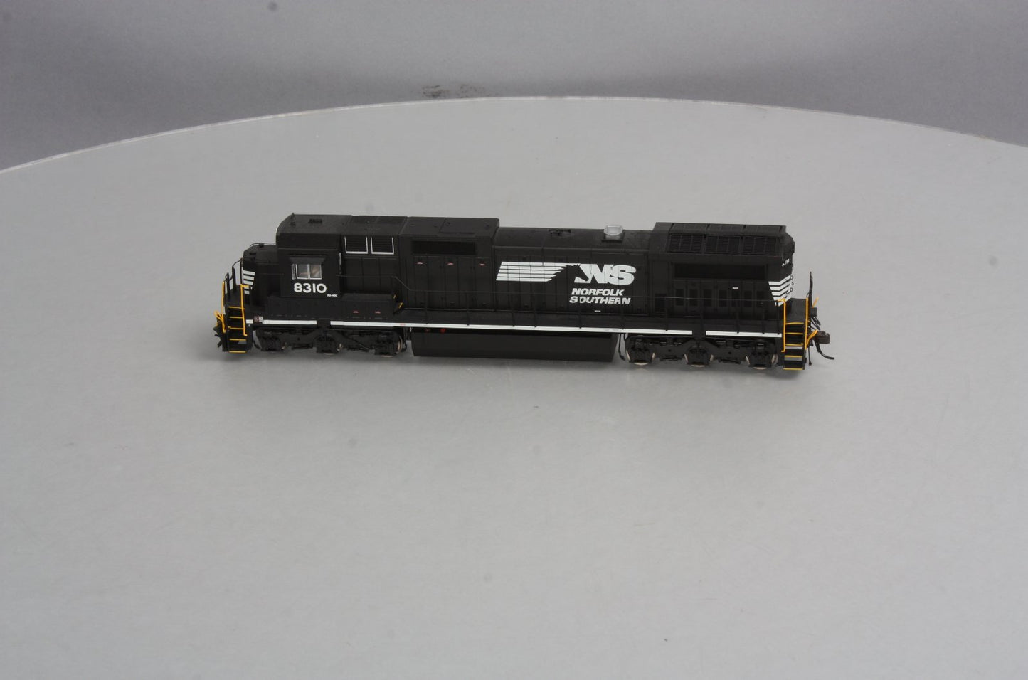 Atlas 10000770 HO Norfolk Southern "Horse Head" Dash 8-40C Diesel Locomotive
