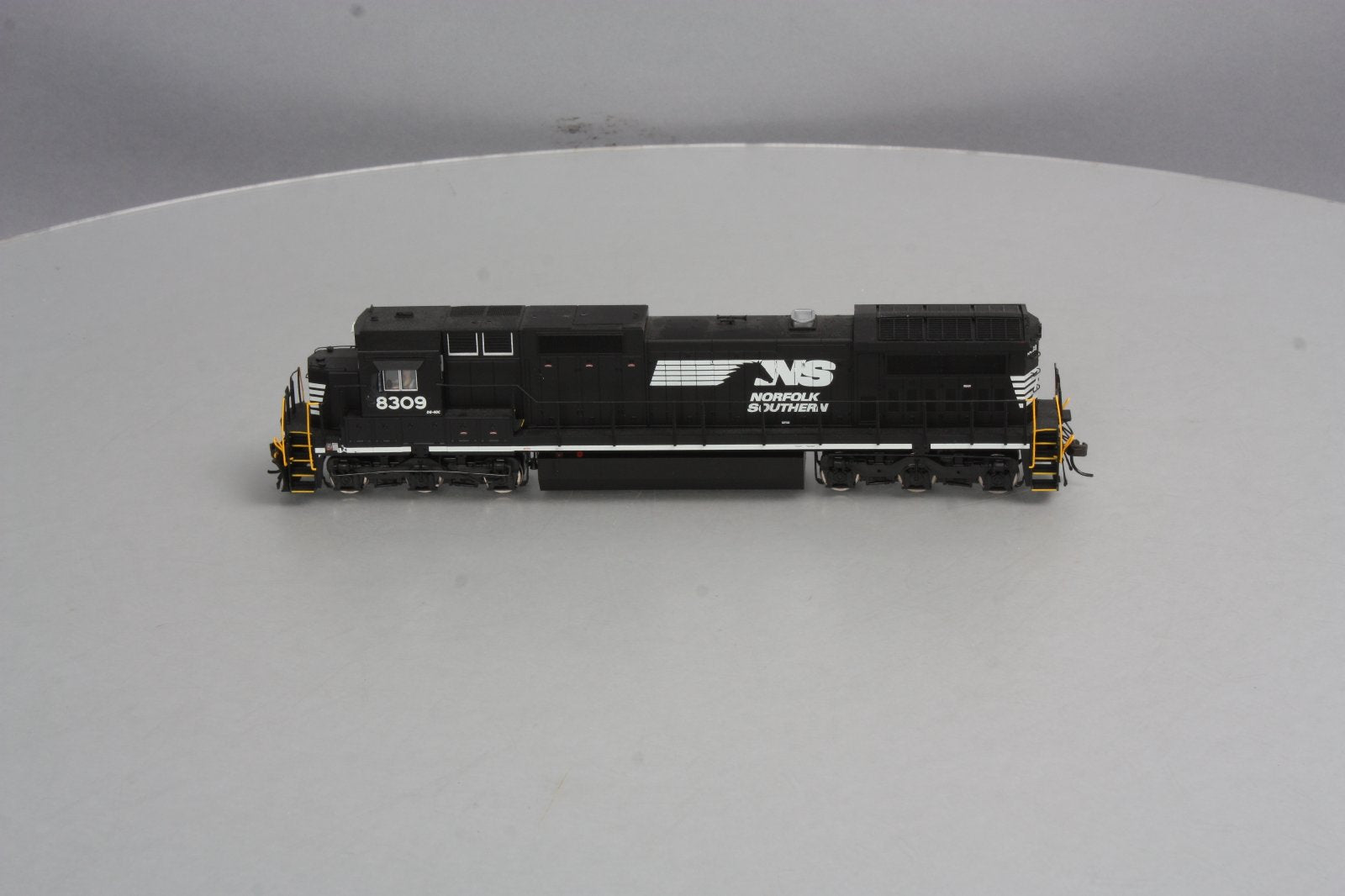 Atlas 10000769 HO Norfolk Southern RTR Dash 8-40C w/DCC & Sound #8309